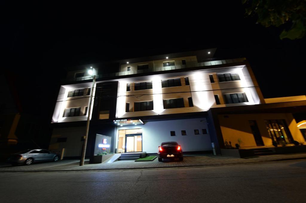 Hotel Galaxy Dumbravita  Exterior photo